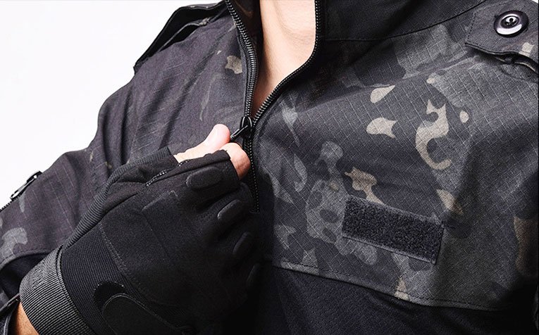 Epaulettes combat shirt