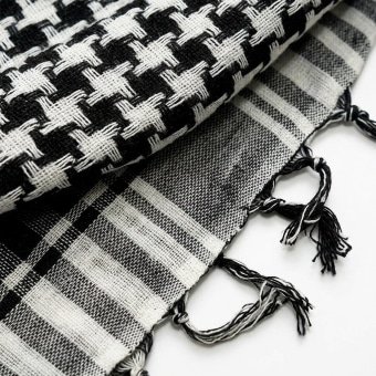 White and black shemagh