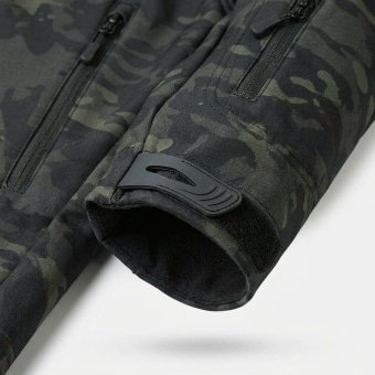 Black multicam softshell jacket “Veter”
