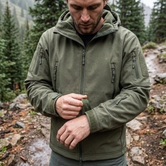 Olive green softshell jacket “Veter”