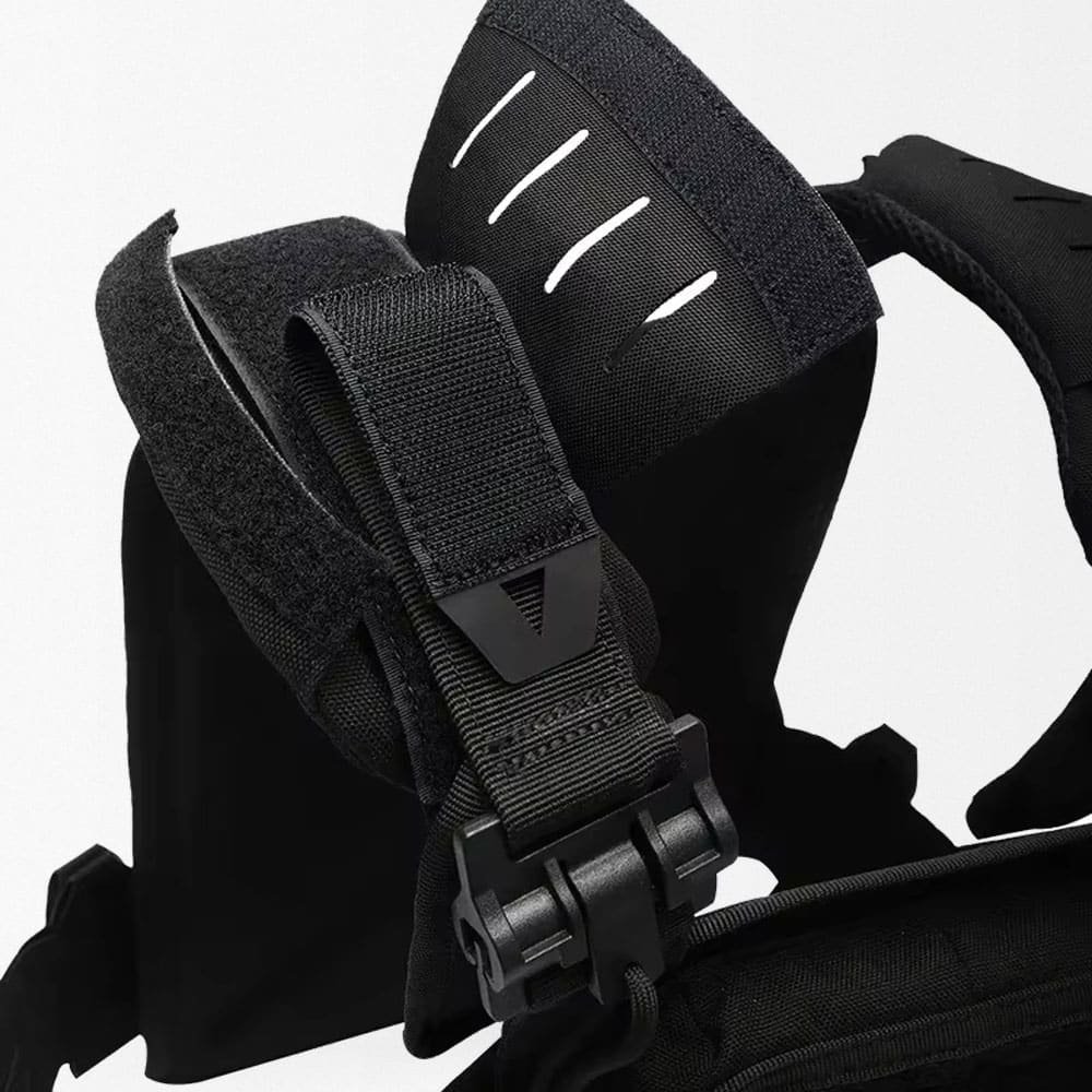 Lightweight Black Plate Carrier