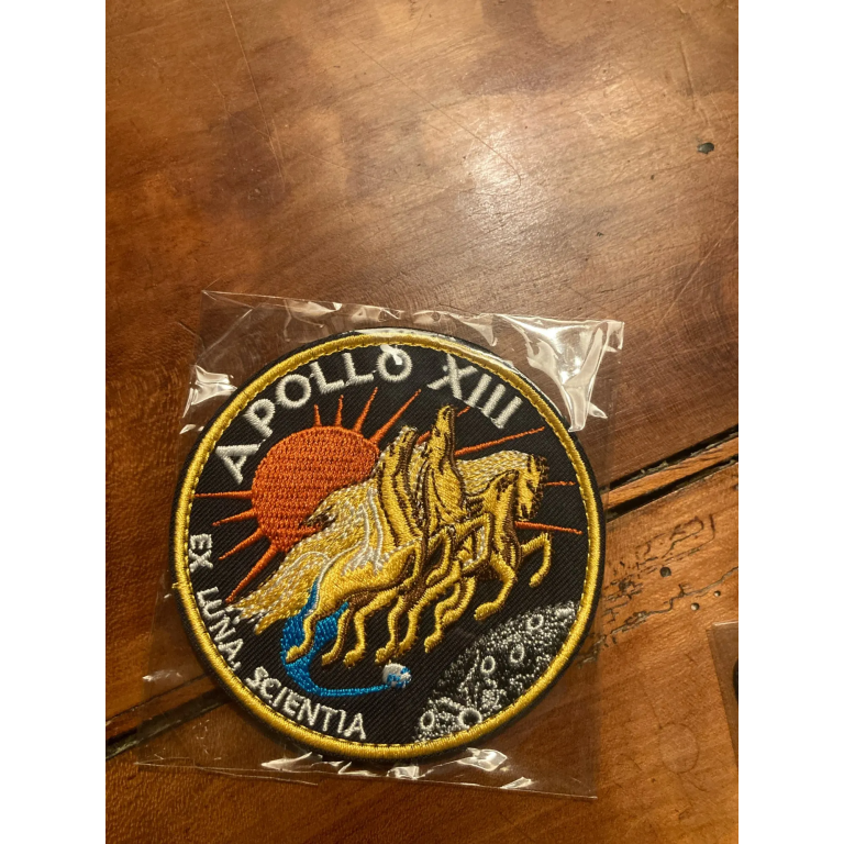 Нашивка Apollo XIII photo review
